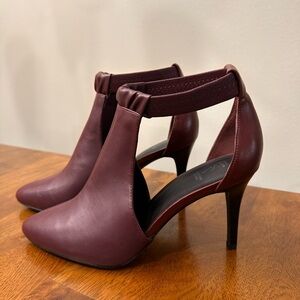 Simply Vera Wang Heels